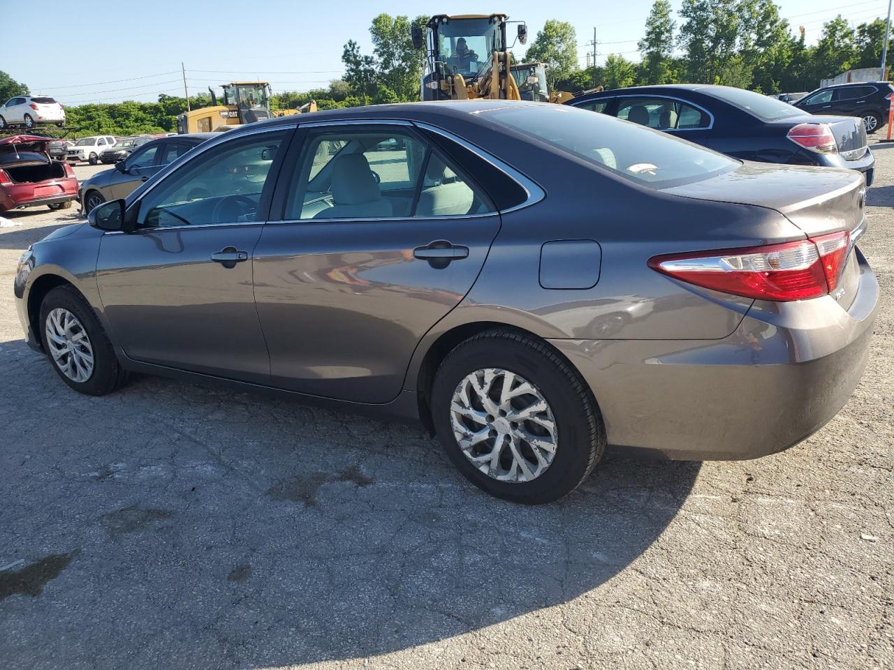 2017 TOYOTA CAMRY LE - Фото 2