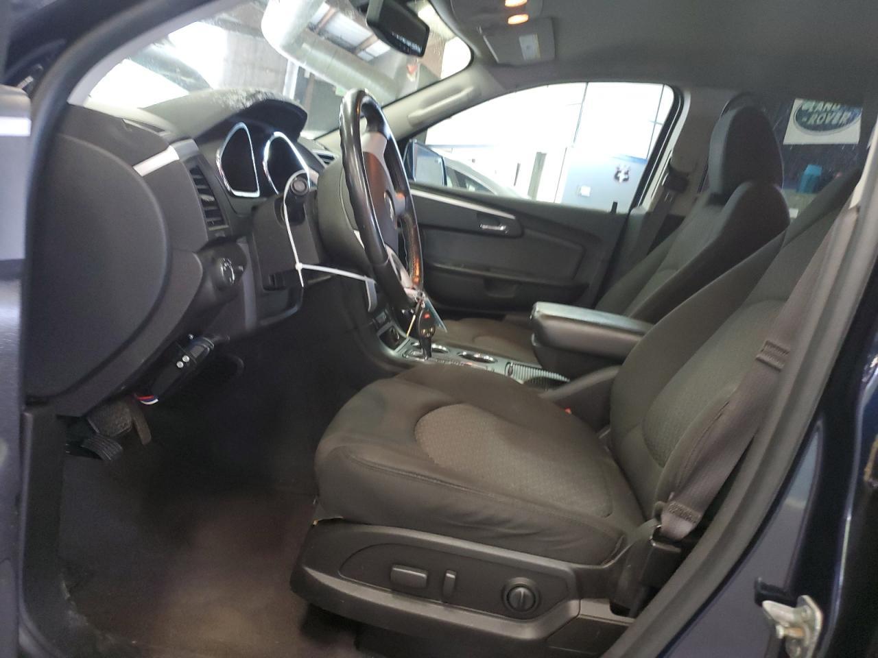 2012 CHEVROLET TRAVERSE L - Image 7