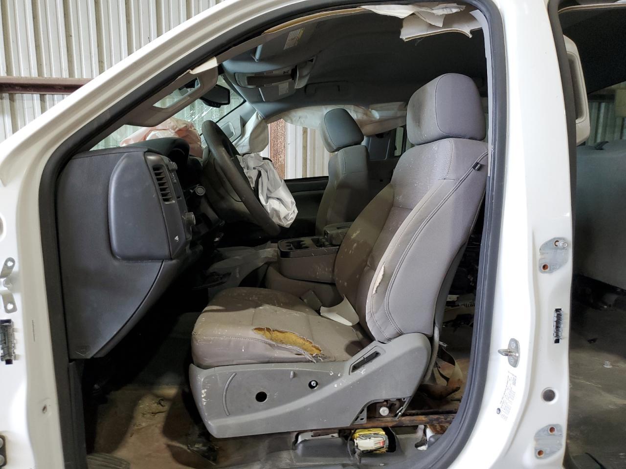 2016 CHEVROLET SILVERADO - Image 7