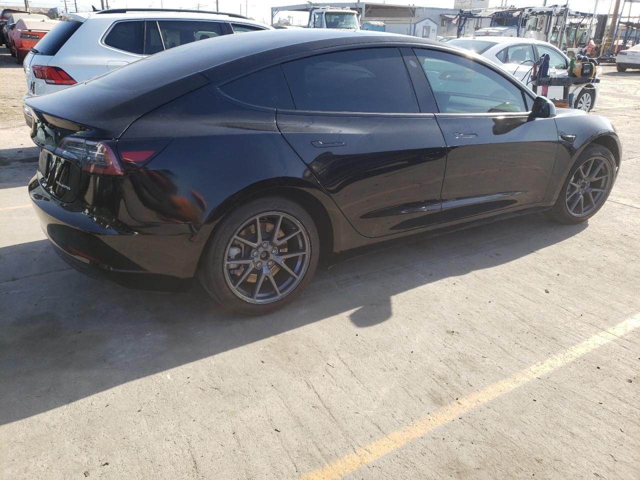 2023 TESLA MODEL 3 - Фото 3