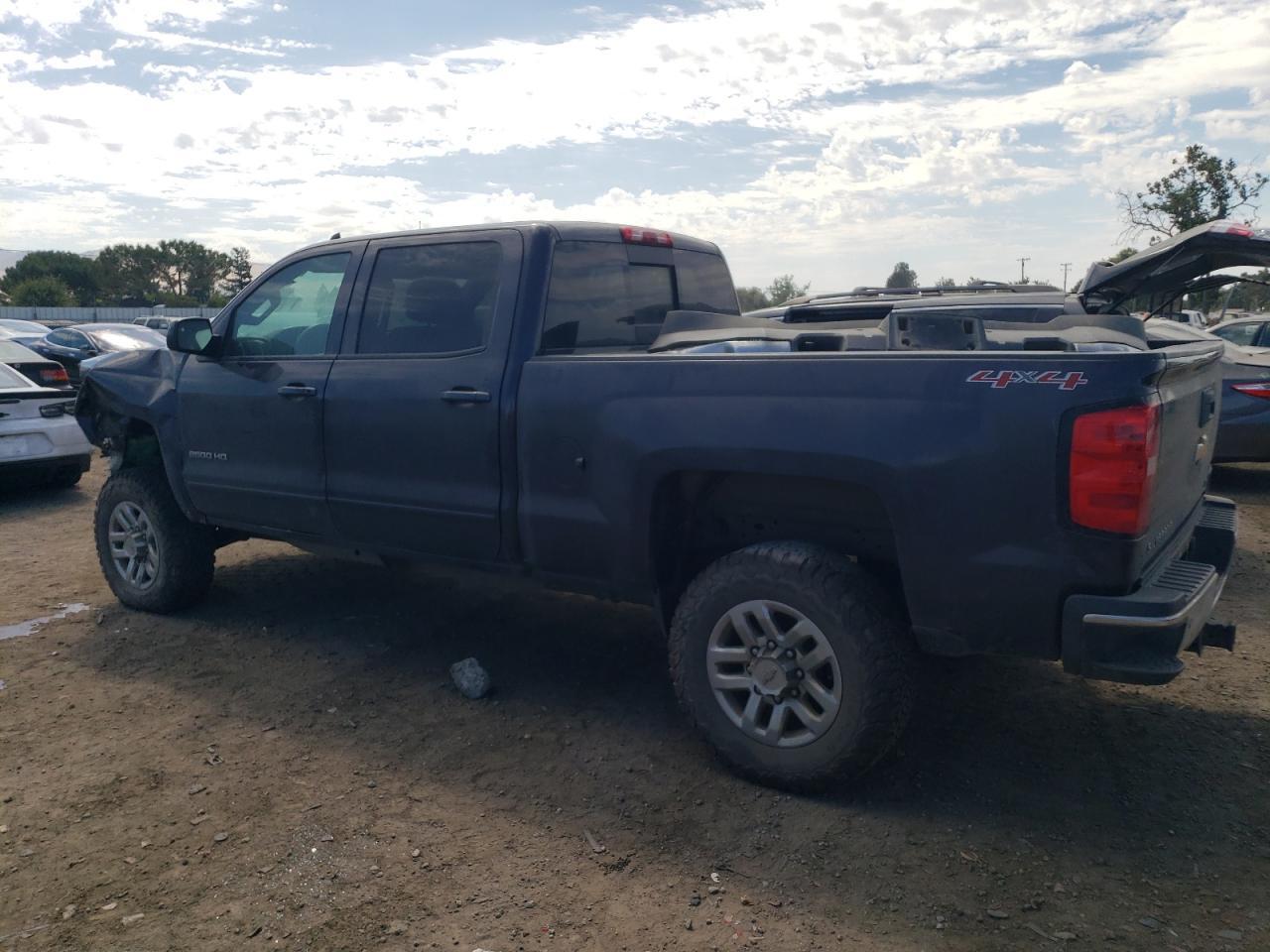2016 CHEVROLET SILVERADO - Image 2