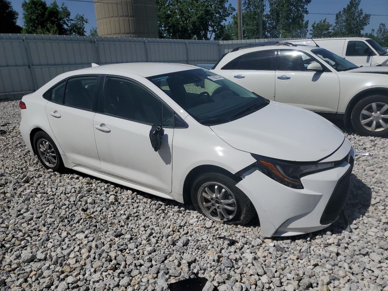 2022 TOYOTA COROLLA LE - Image 4