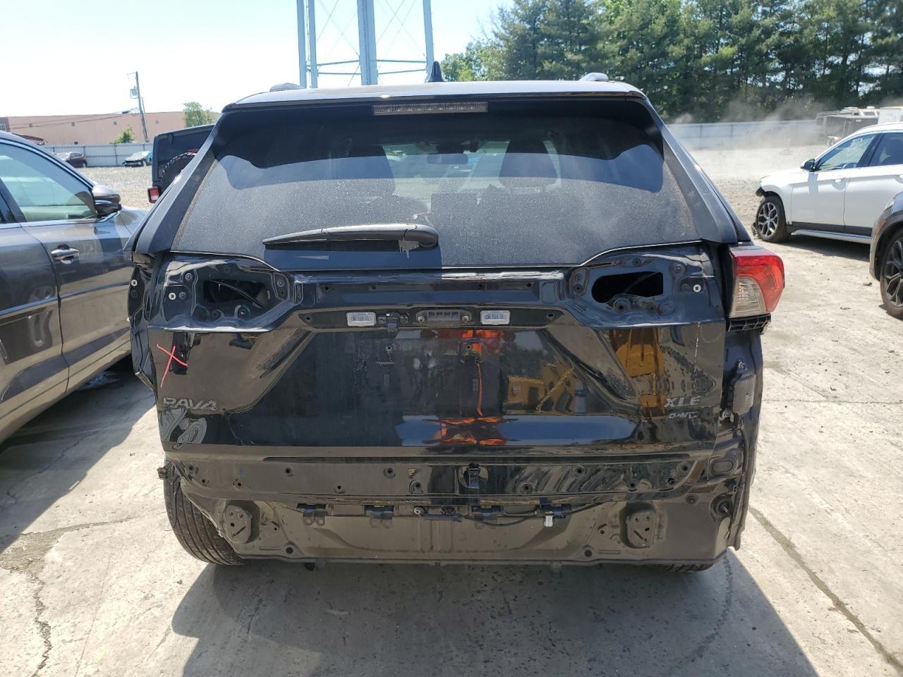 2020 TOYOTA RAV4 XLE - Фото 6