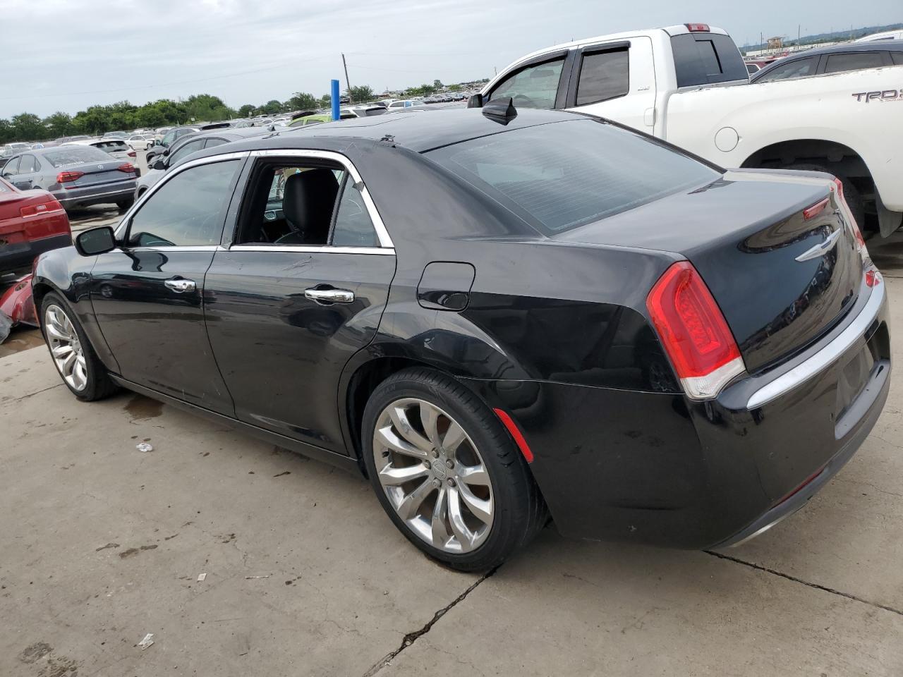2015 CHRYSLER 300C - Image 2