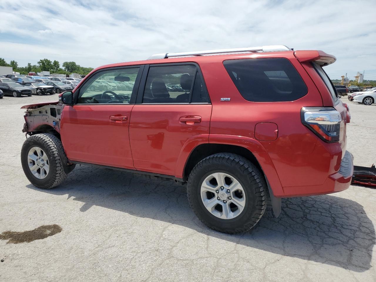 2018 TOYOTA 4RUNNER SR - Фото 2