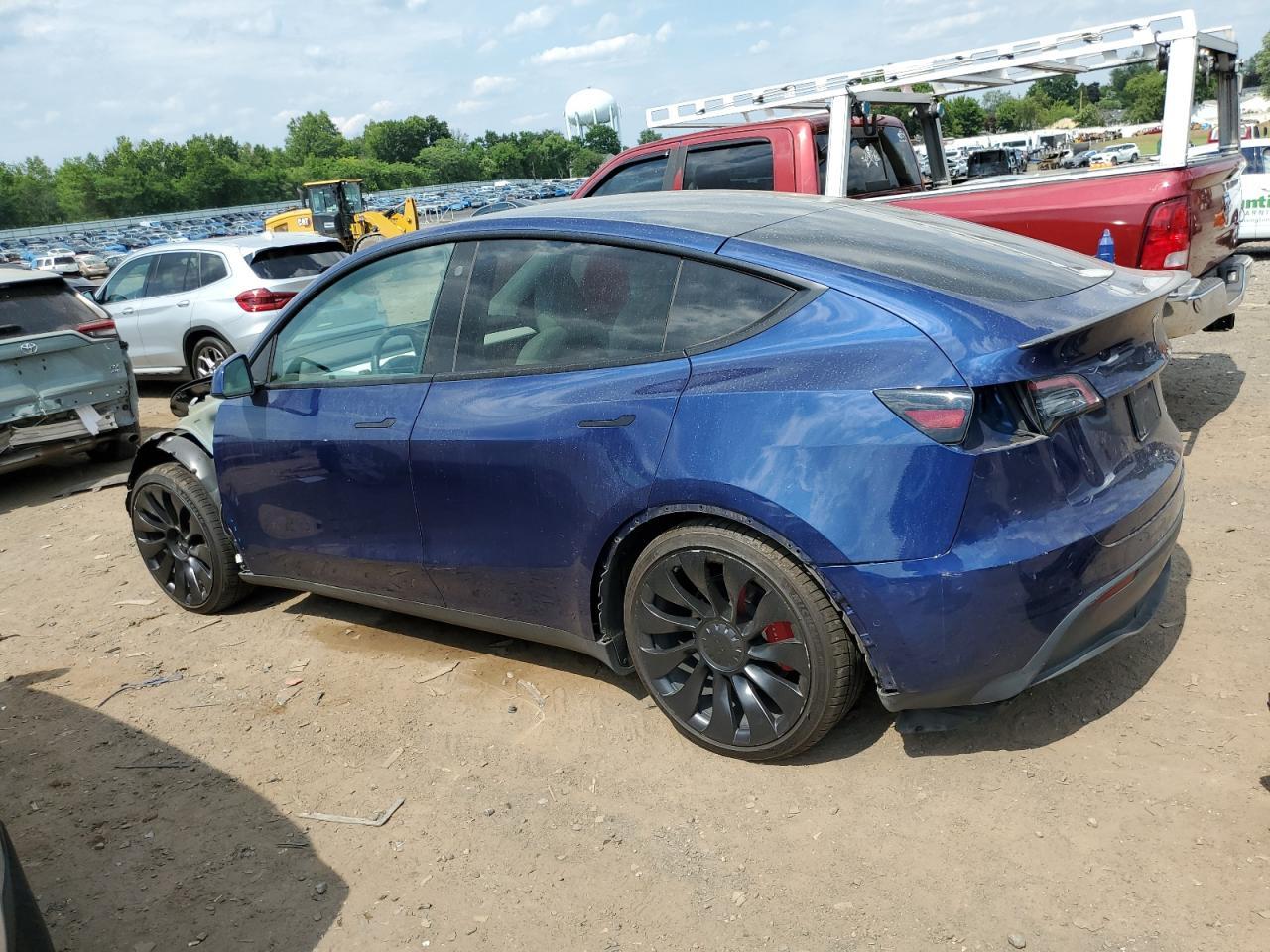 2022 TESLA MODEL Y - Image 2