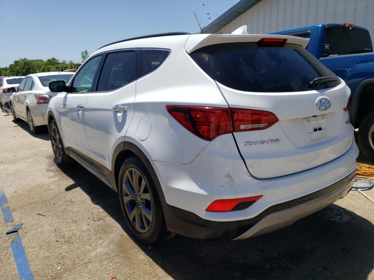 2017 HYUNDAI SANTA FE S - Image 2
