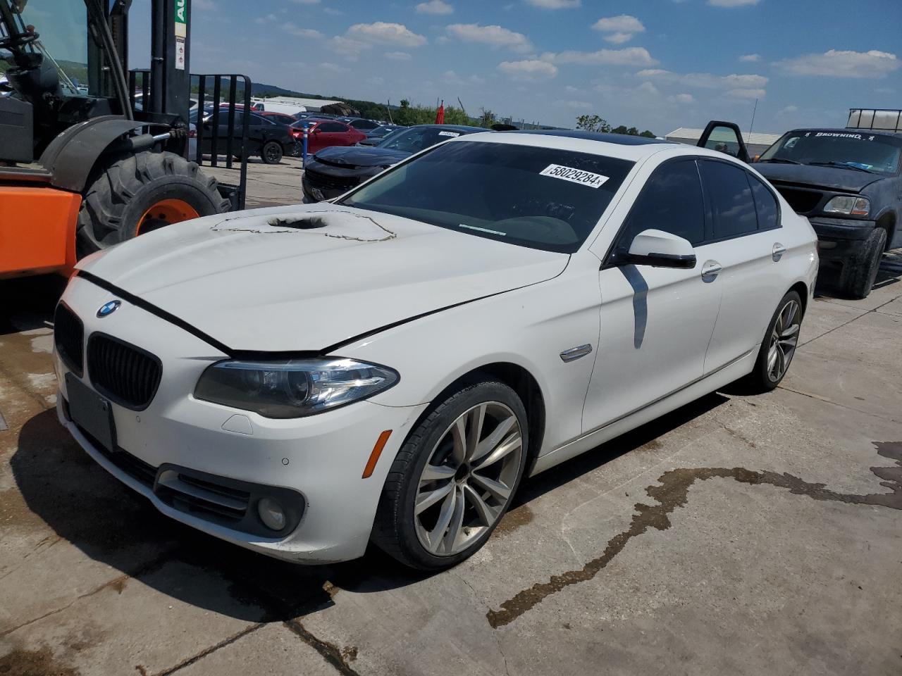 2016 BMW 528 I car image