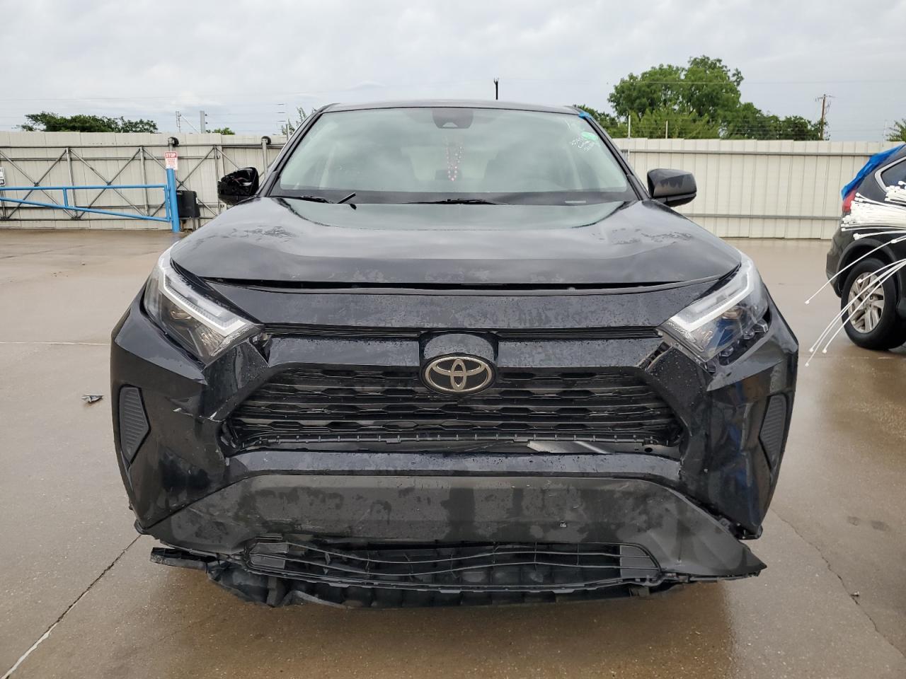 2023 TOYOTA RAV4 LE - Фото 5