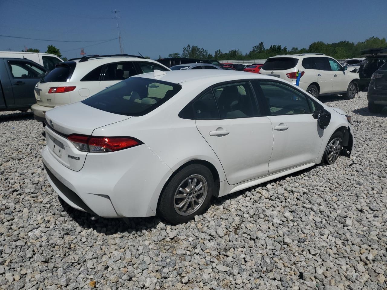 2022 TOYOTA COROLLA LE - Image 3