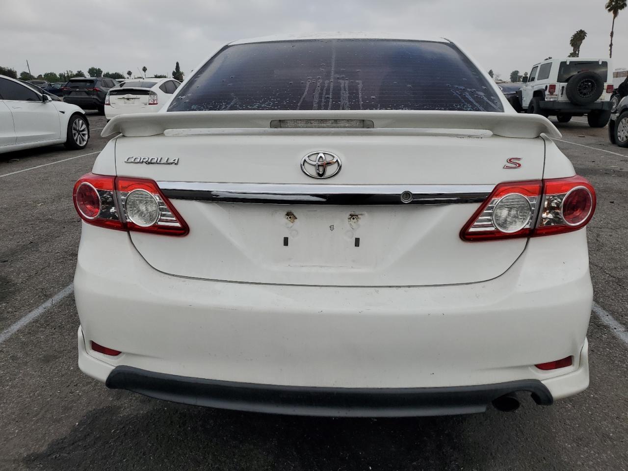 2013 TOYOTA COROLLA BA - Фото 6