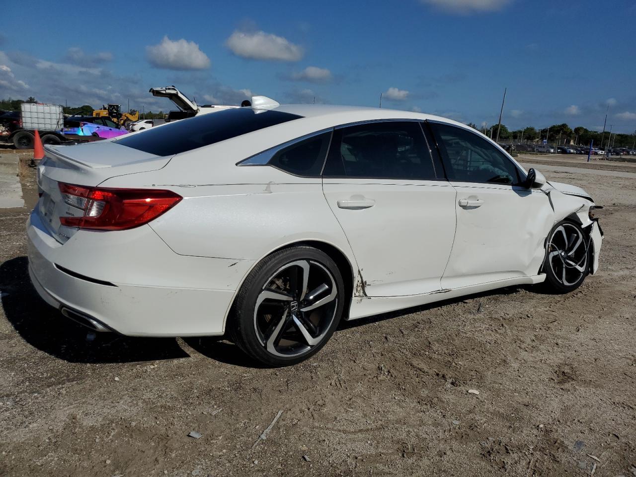 2019 HONDA ACCORD SPO - Image 3