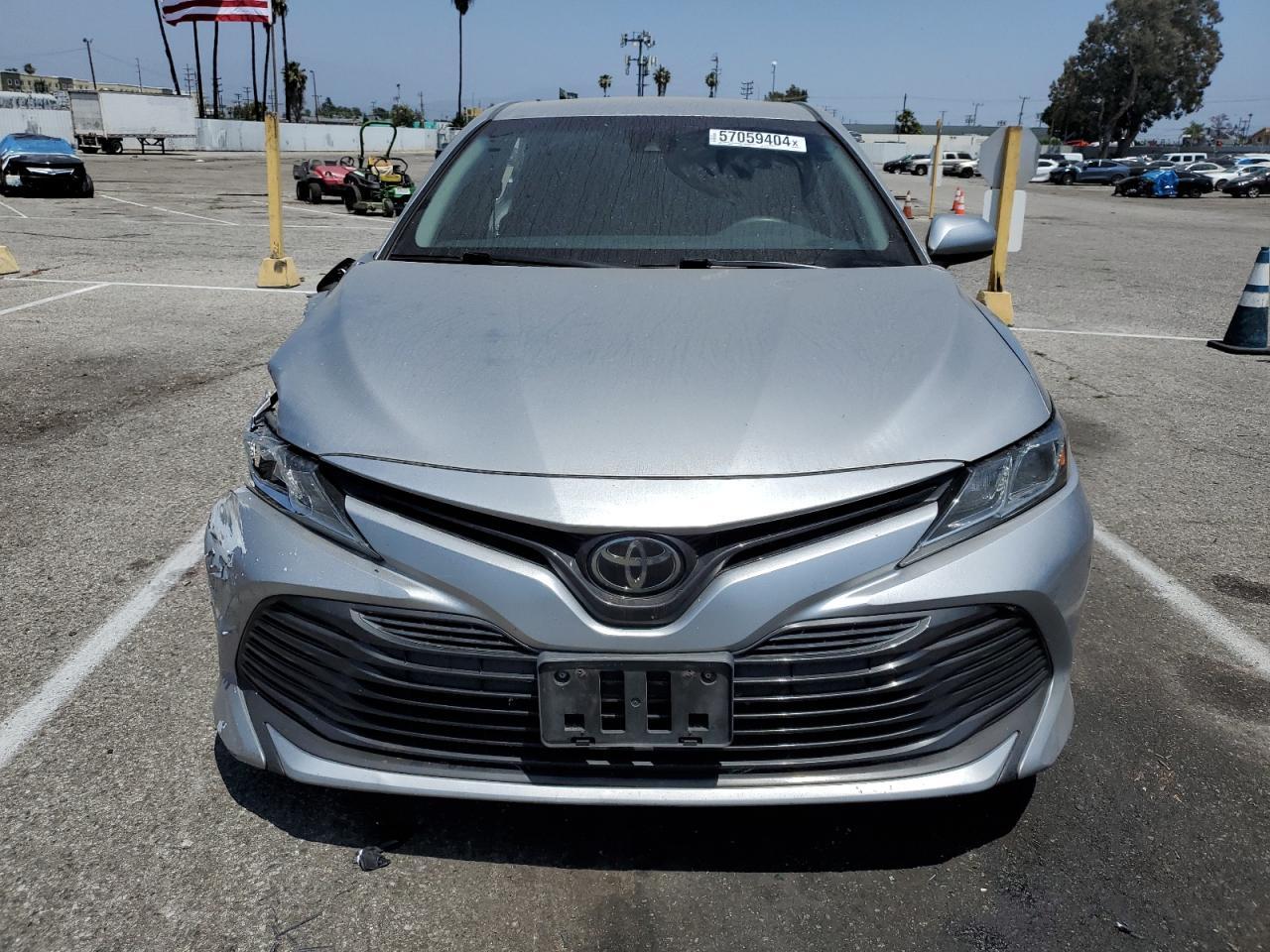 2018 TOYOTA CAMRY L - Фото 5