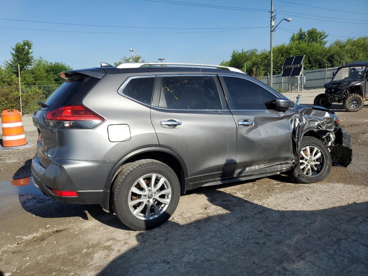 2017 NISSAN ROGUE S - Фото 3