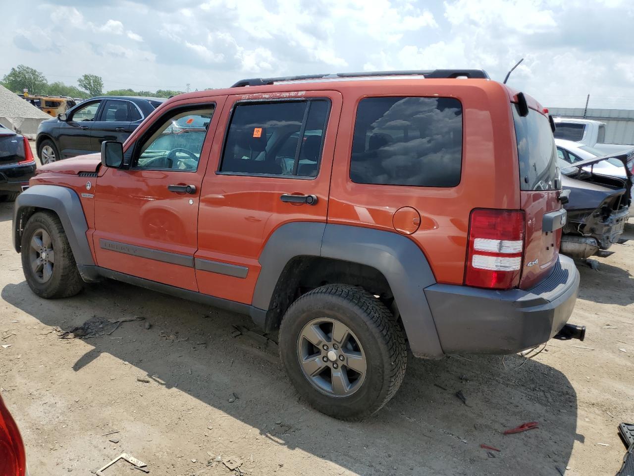 2010 JEEP LIBERTY RE - Фото 2