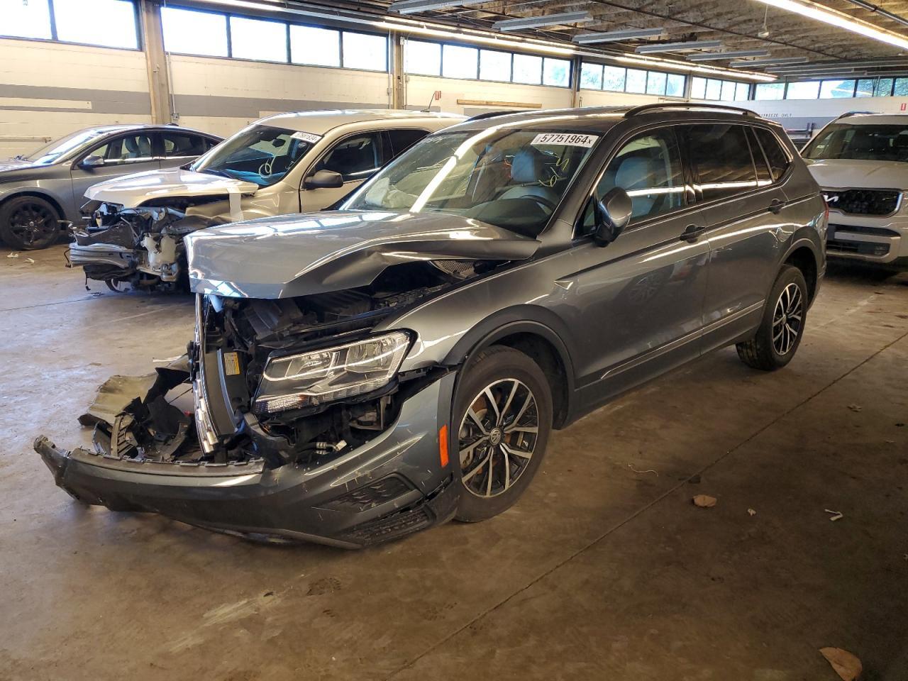 2021 VOLKSWAGEN TIGUAN SE car image