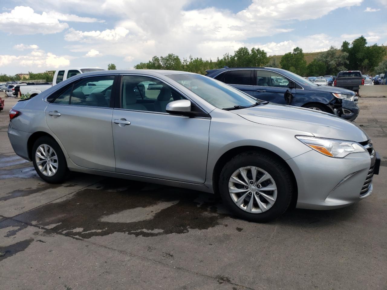 2017 TOYOTA CAMRY LE - Image 4