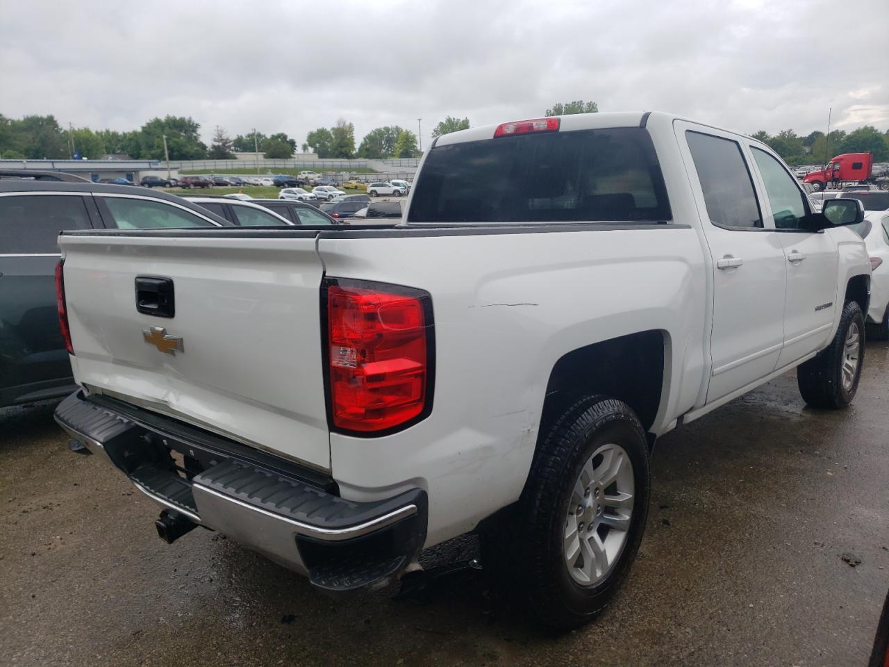 2017 CHEVROLET SILVERADO - Image 3