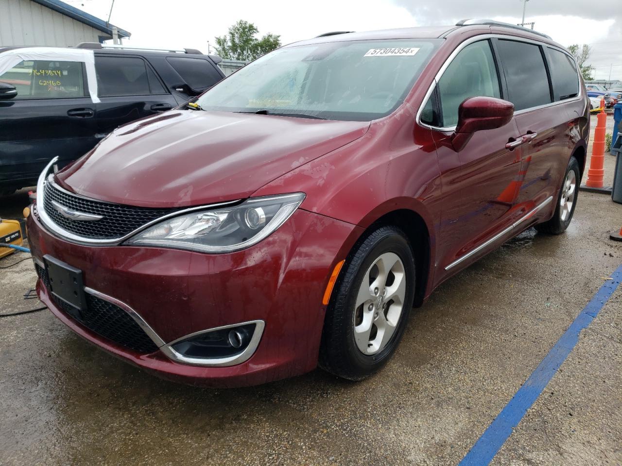 2017 CHRYSLER PACIFICA T car image