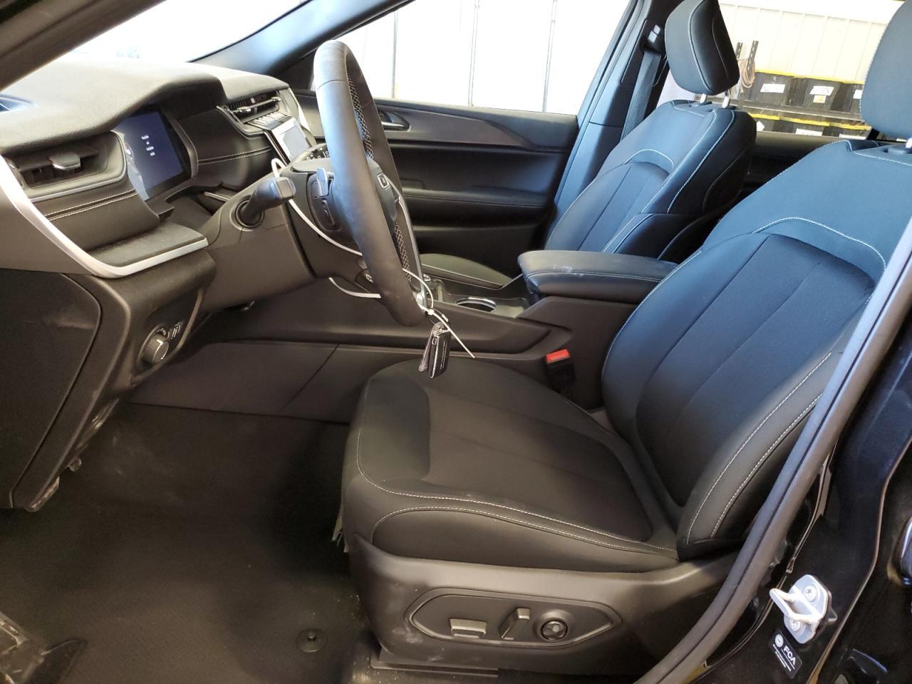 2024 JEEP GRAND CHER - Image 7