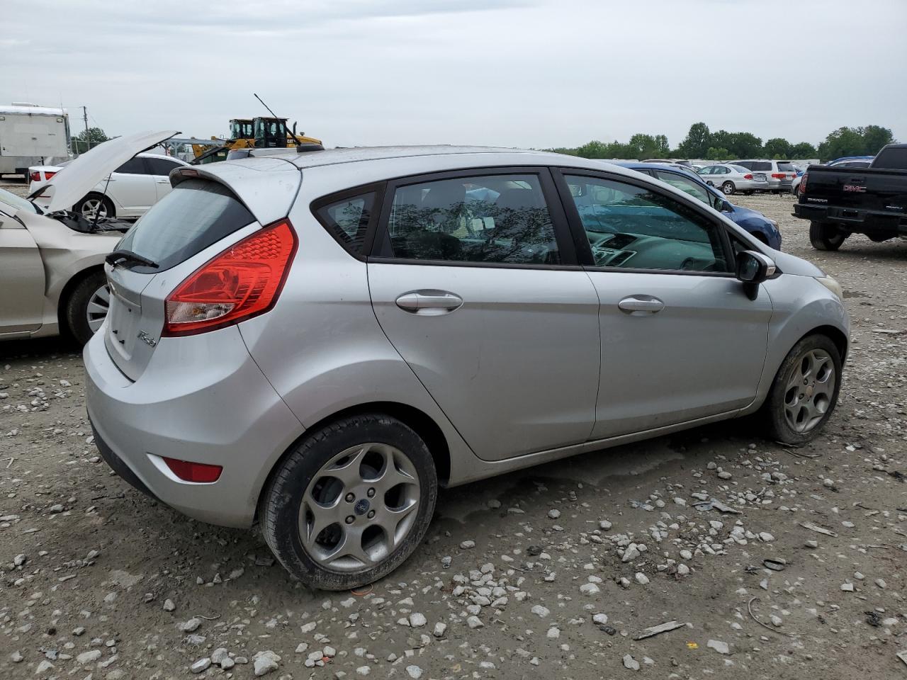 2012 FORD FIESTA SES - Image 3