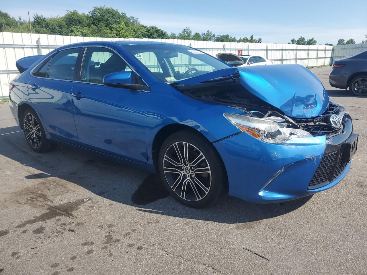 2016 TOYOTA CAMRY LE - Фото 4