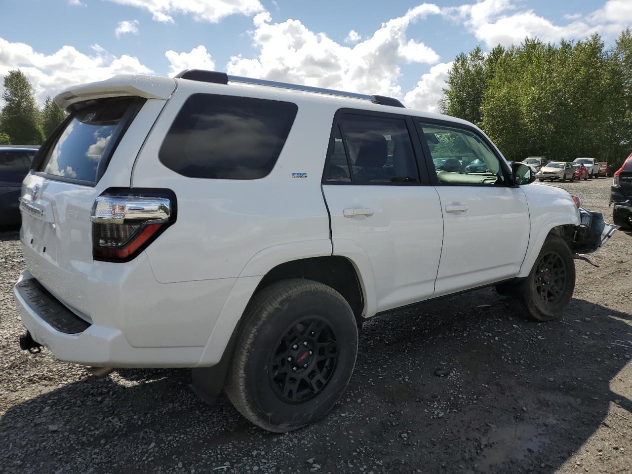 2024 TOYOTA 4RUNNER SR - Image 3