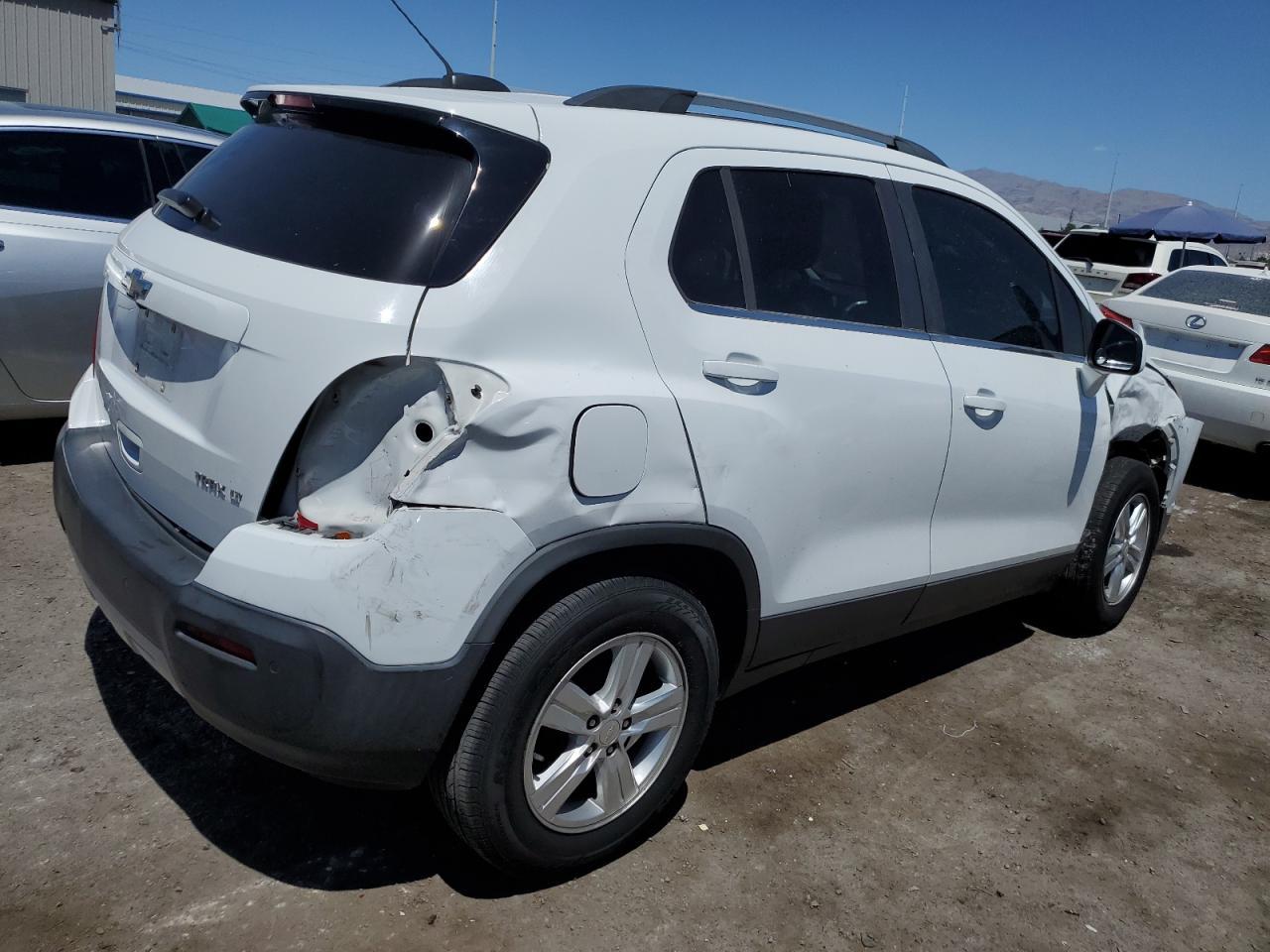 2015 CHEVROLET TRAX 1LT - Фото 3