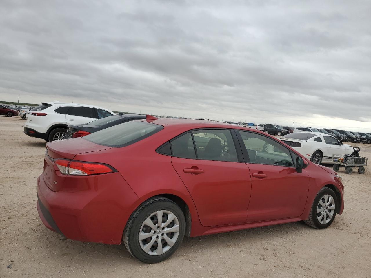 2021 TOYOTA COROLLA LE - Фото 3