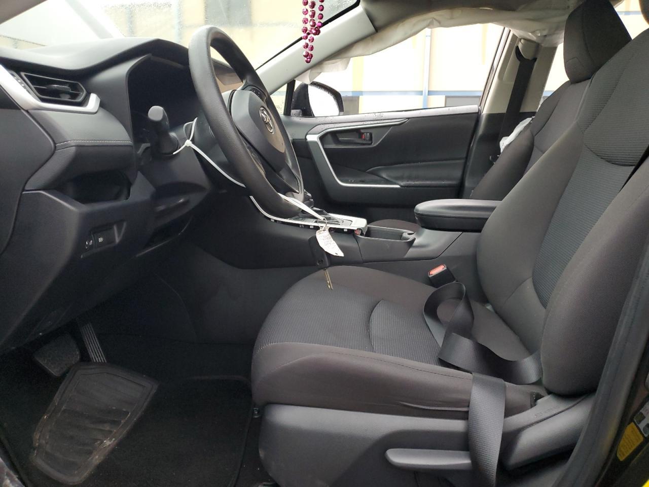 2023 TOYOTA RAV4 LE - Фото 7