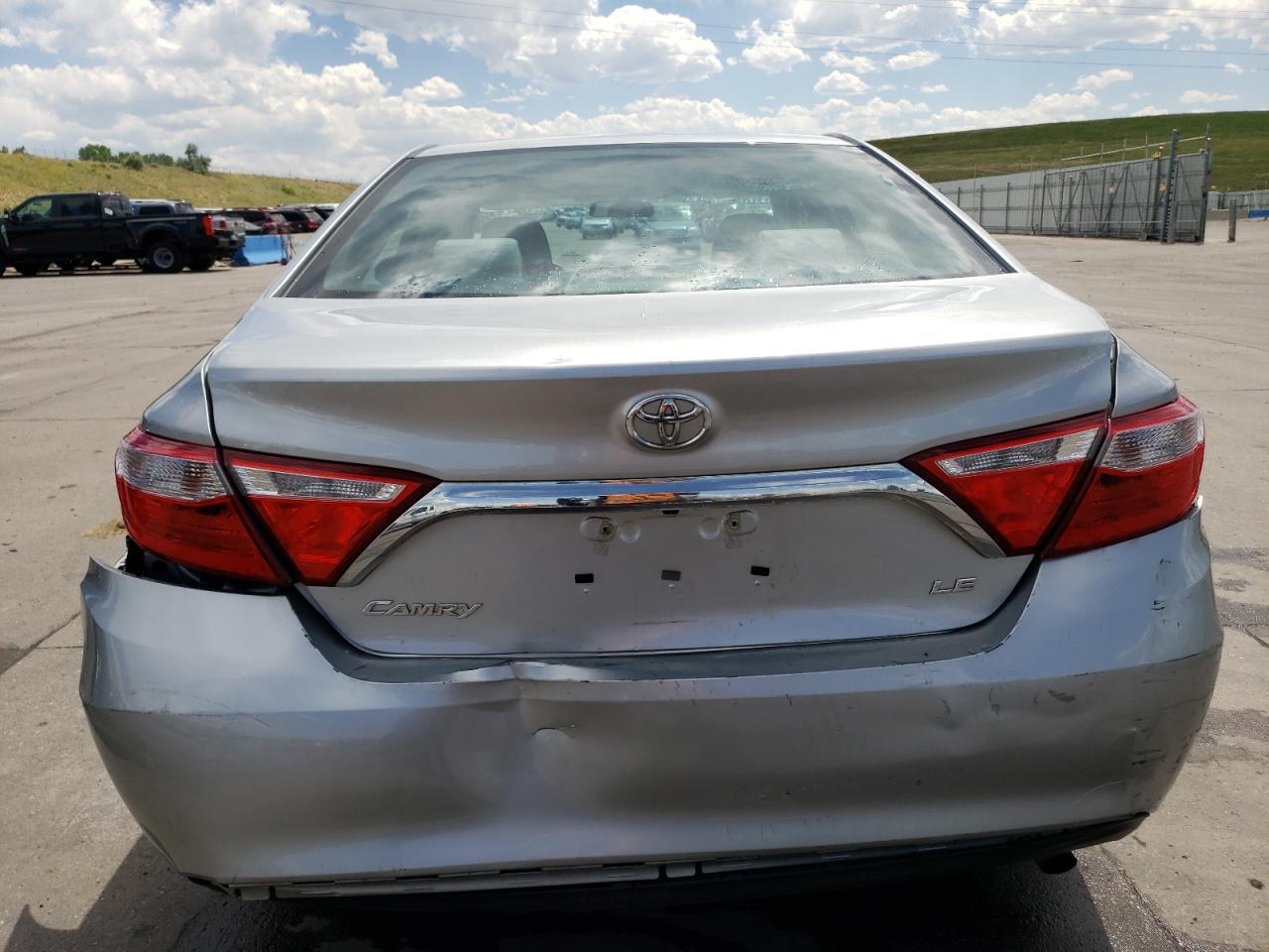 2017 TOYOTA CAMRY LE - Image 6