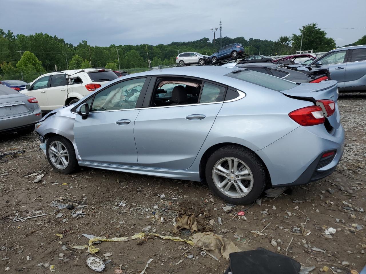 2017 CHEVROLET CRUZE LT - Image 2
