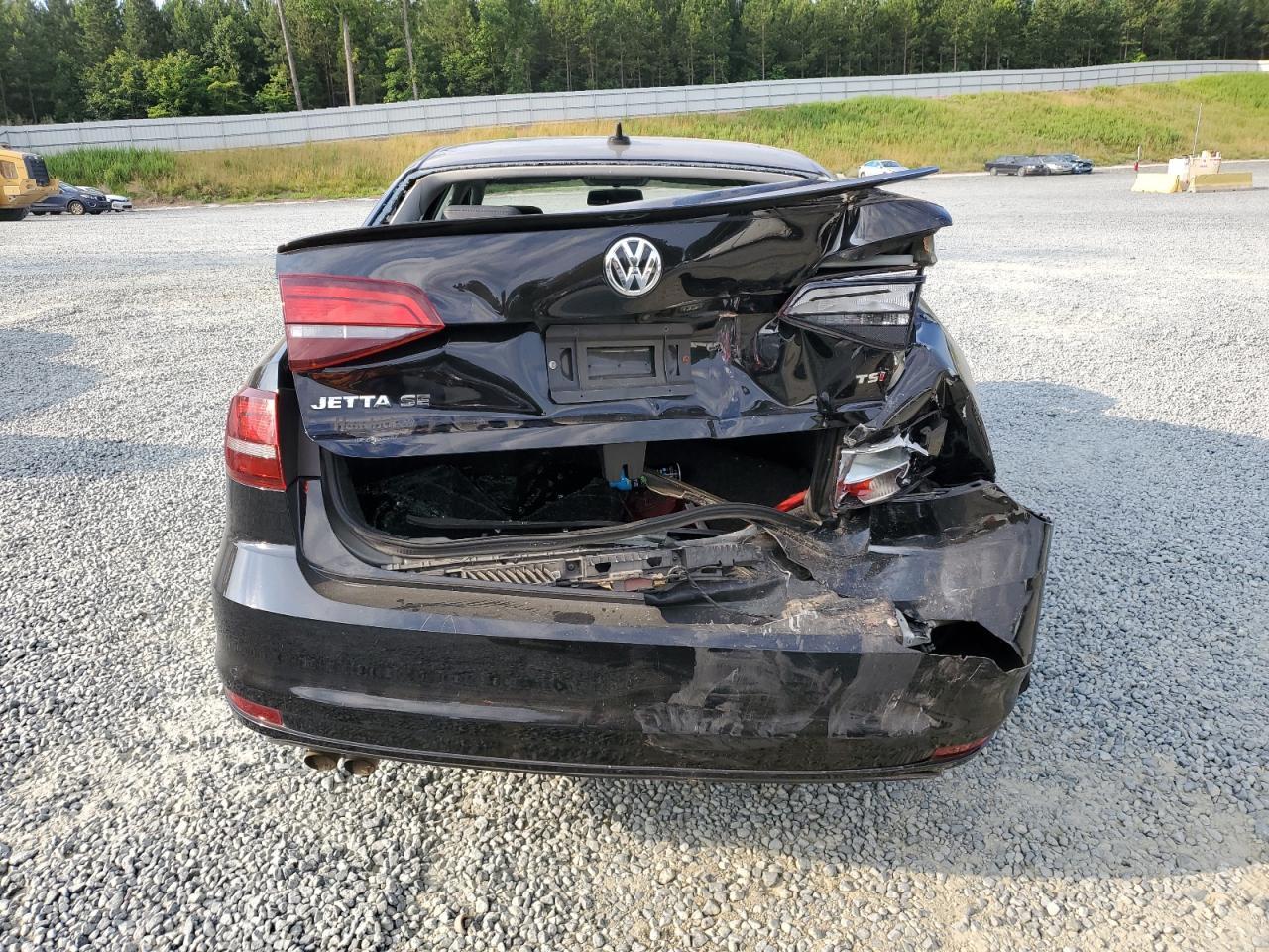 2017 VOLKSWAGEN JETTA SE - Image 6