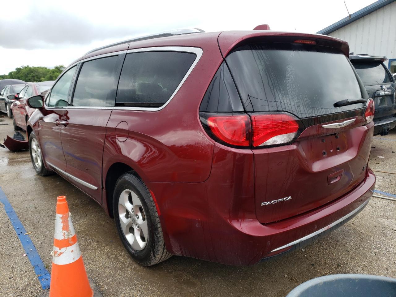 2017 CHRYSLER PACIFICA T - Image 2