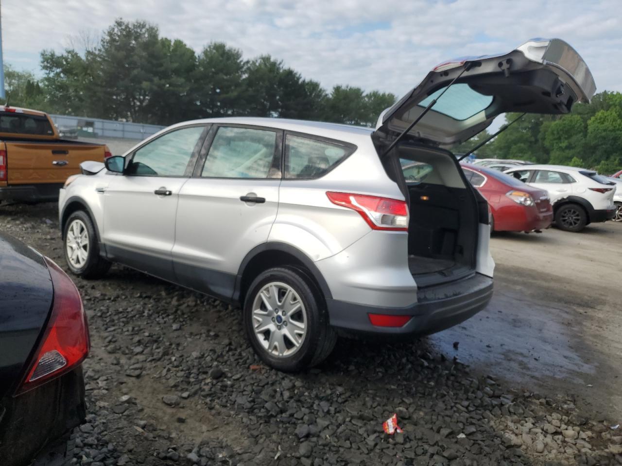 2013 FORD ESCAPE S - Image 2