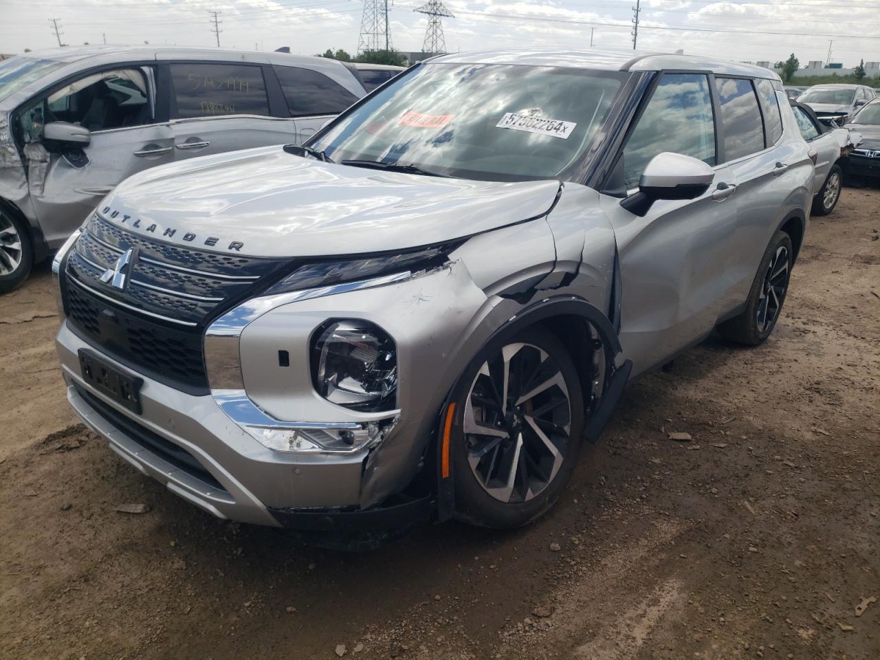 2023 MITSUBISHI OUTLANDER car image