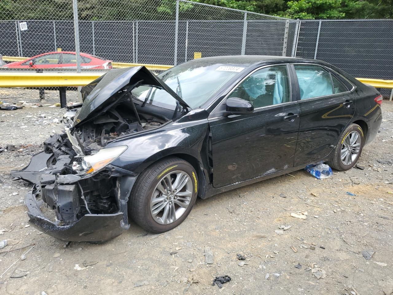 2015 TOYOTA CAMRY LE car image