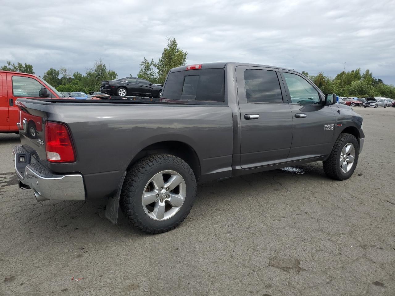 2015 RAM 1500 SLT - Image 3