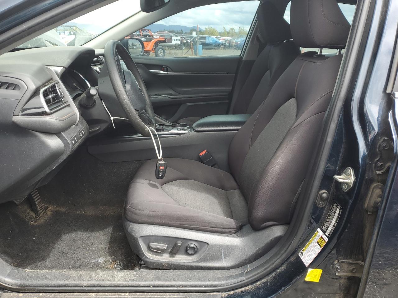 2019 TOYOTA CAMRY LE - Image 7