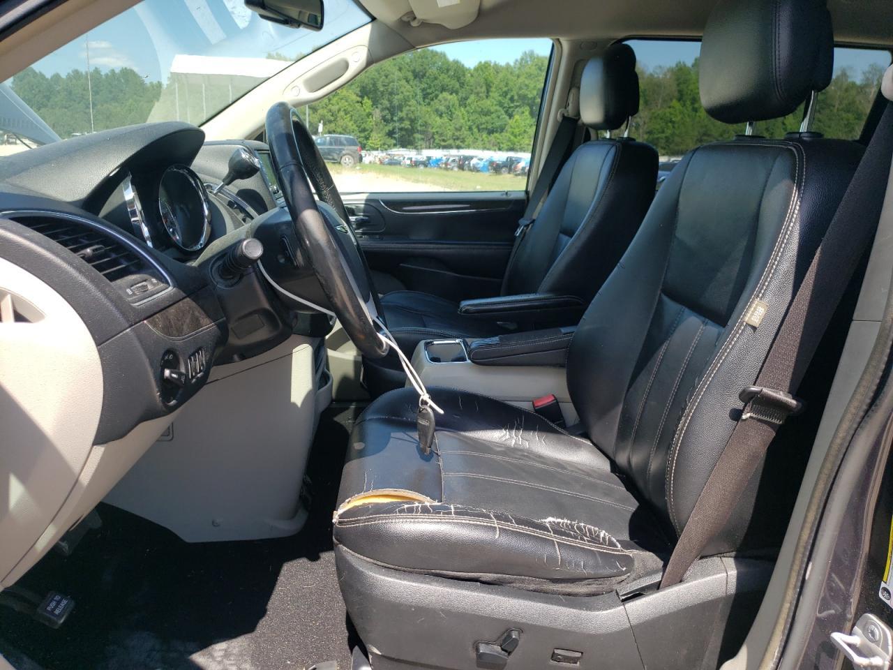 2014 CHRYSLER TOWN & COU - Image 7