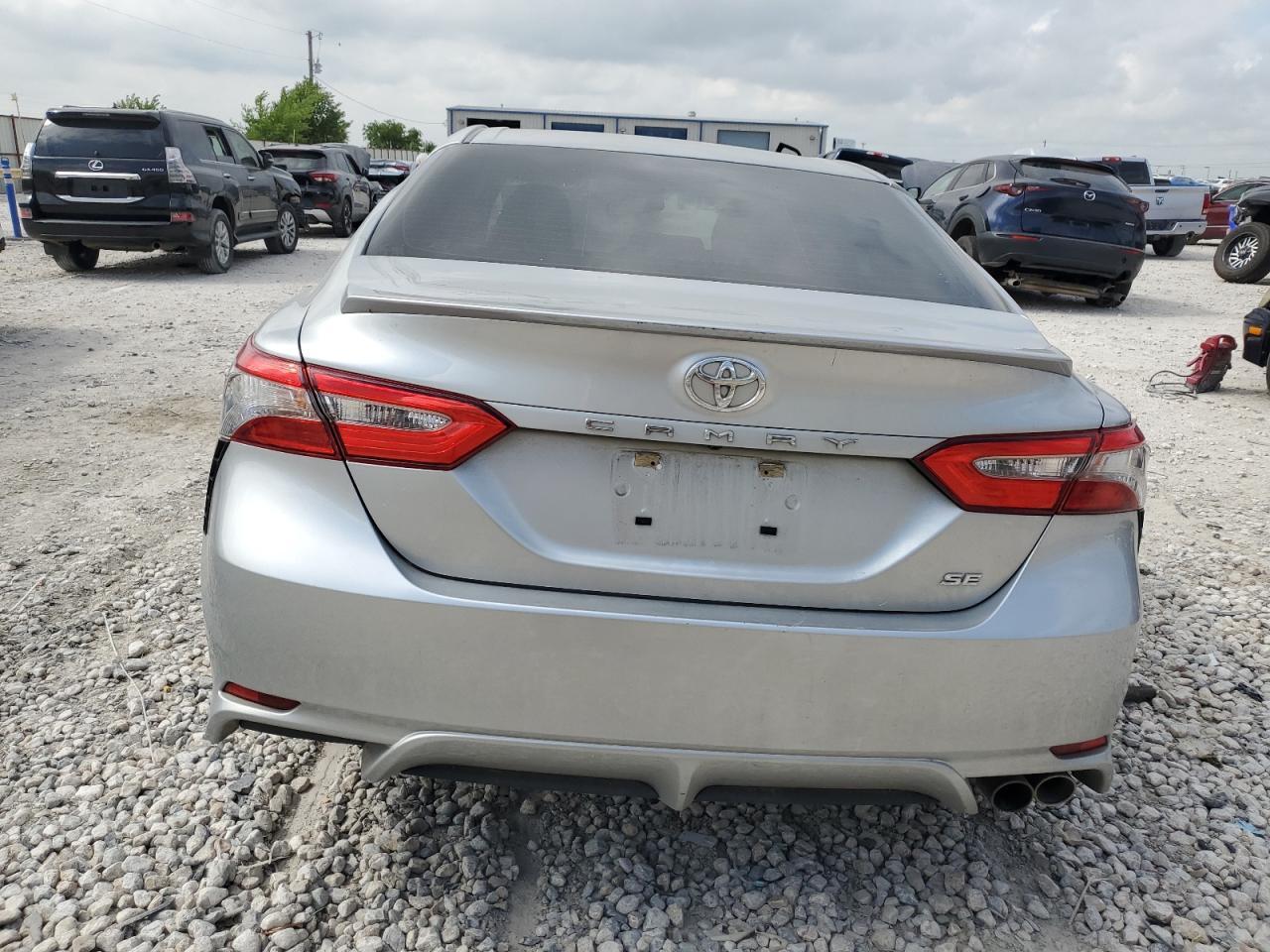2018 TOYOTA CAMRY L - Фото 6