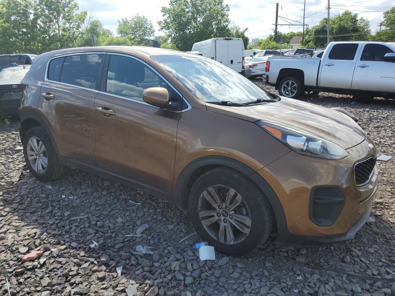 2017 KIA SPORTAGE L - Image 4