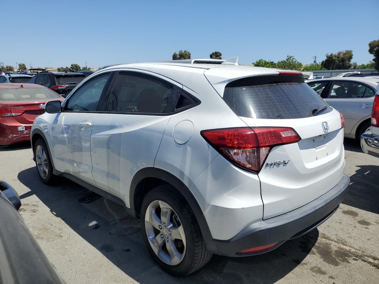 2018 HONDA HR-V LX - Image 2
