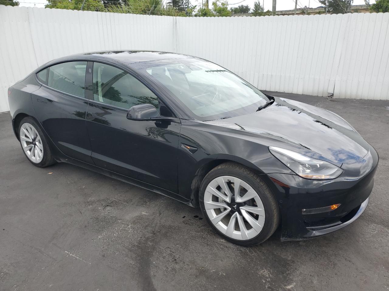 2022 TESLA MODEL 3 - Image 4