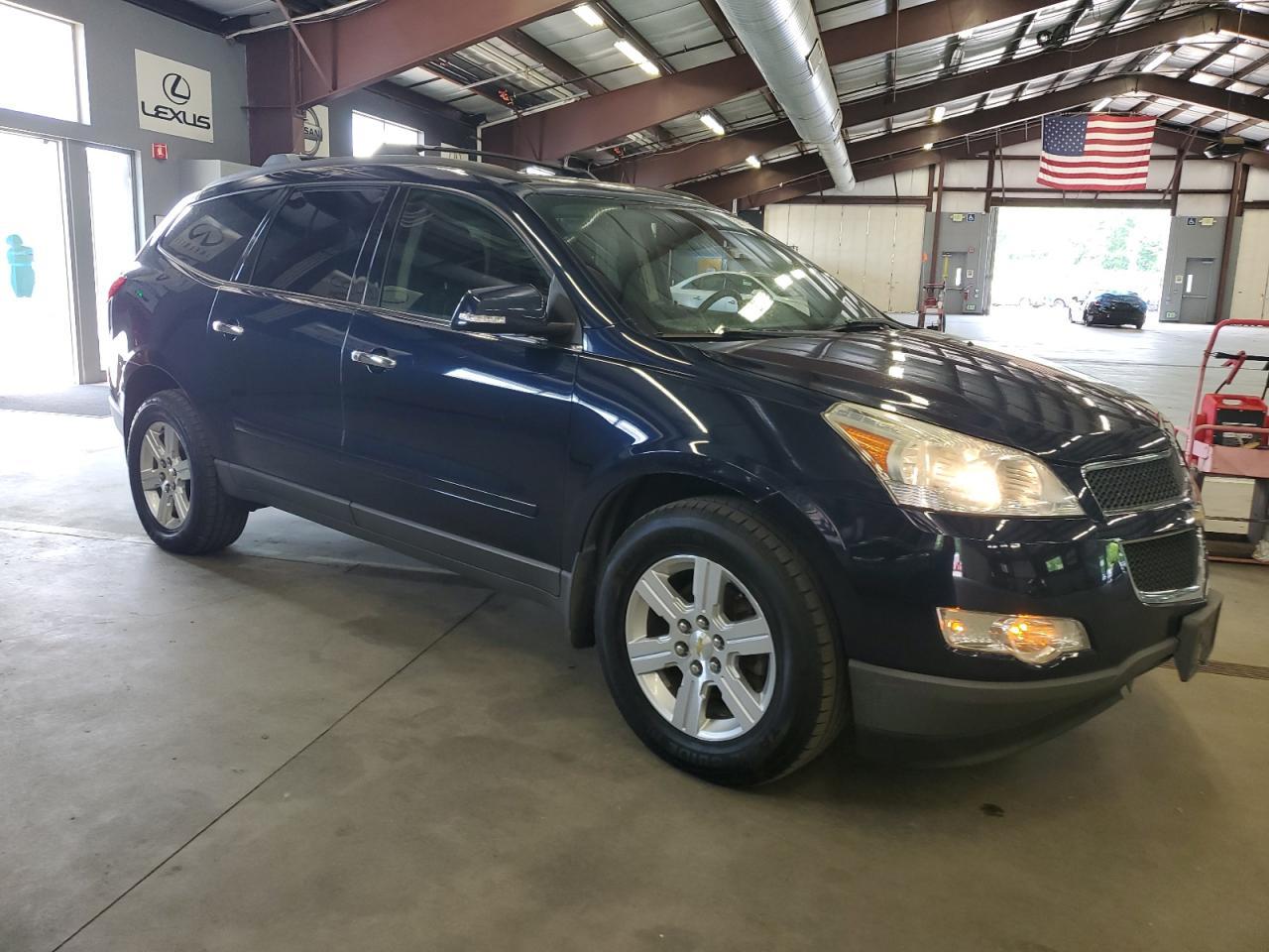 2012 CHEVROLET TRAVERSE L - Image 4