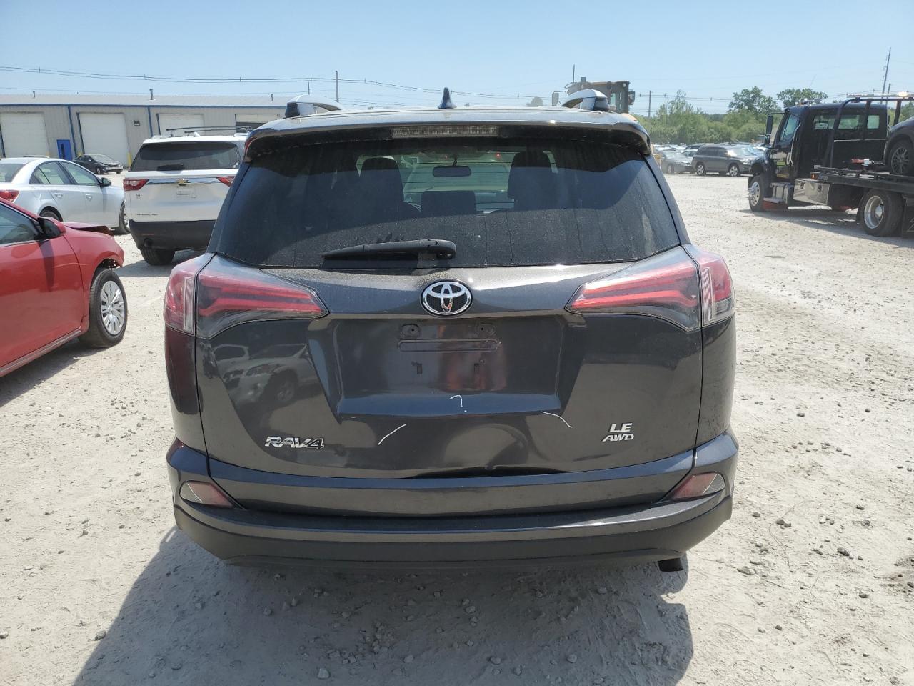 2016 TOYOTA RAV4 LE - Фото 6