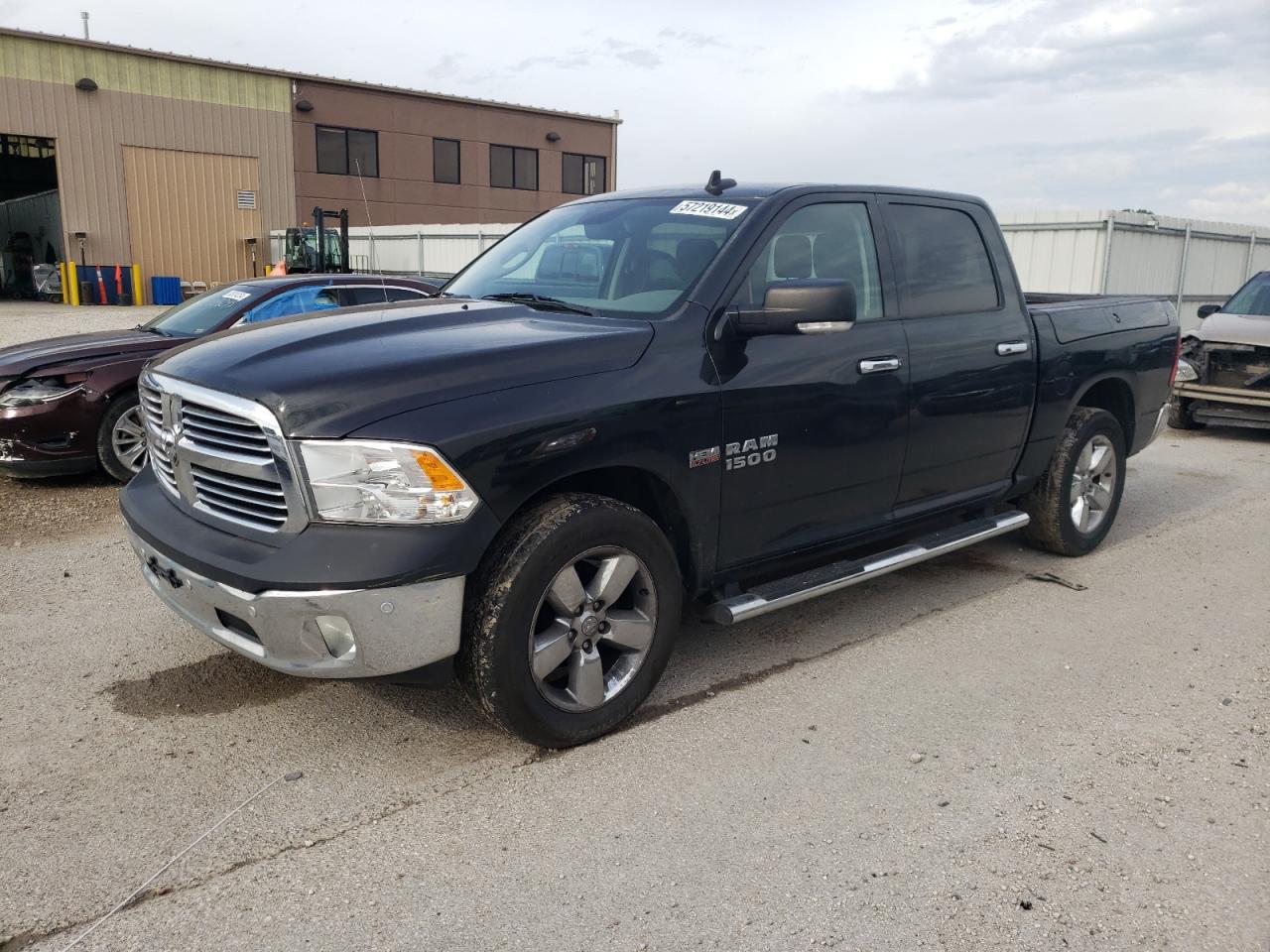 2016 RAM 1500 SLT car image