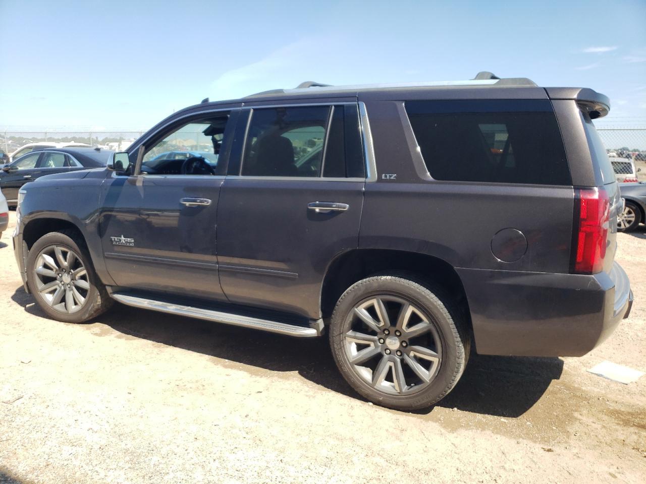 2015 CHEVROLET TAHOE C150 - Image 2