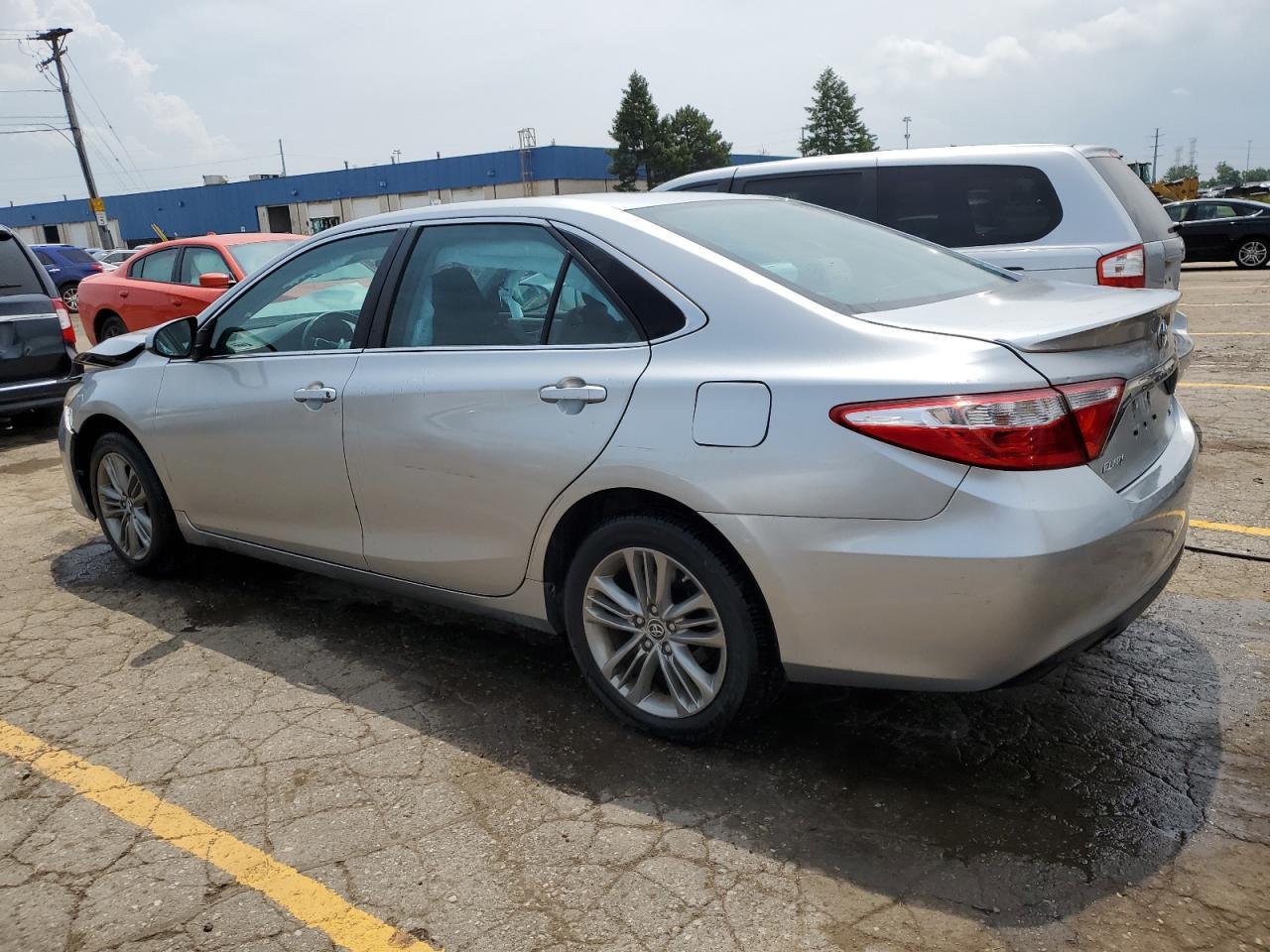 2016 TOYOTA CAMRY LE - Фото 2
