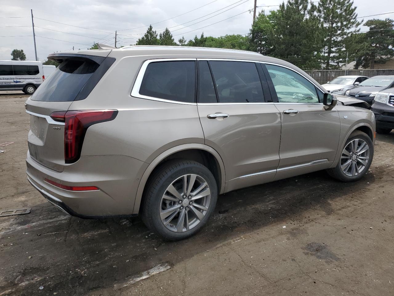 2022 CADILLAC XT6 PREMIU - Image 3